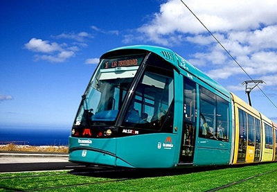 El tranv�a de Tenerife estrena el horario de verano